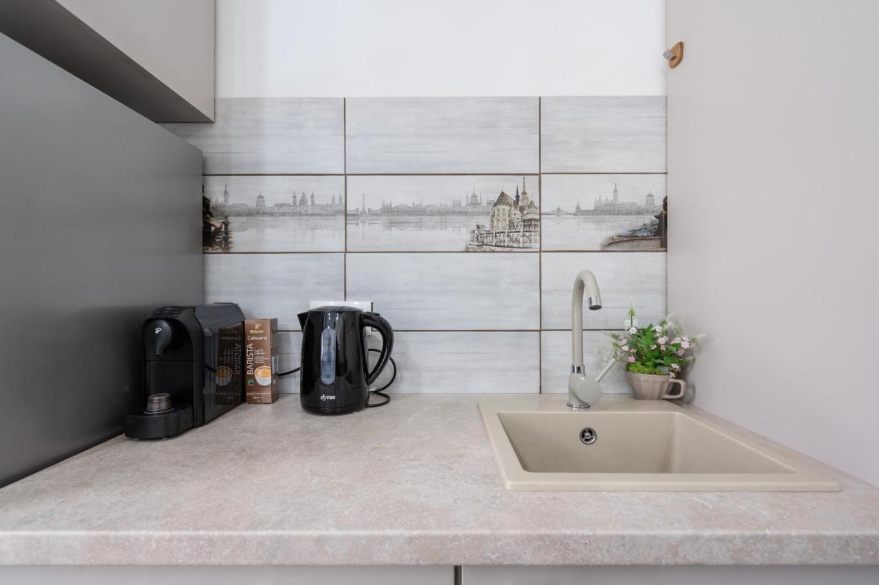 Bpr Embrody City Apartment ブダペスト エクステリア 写真